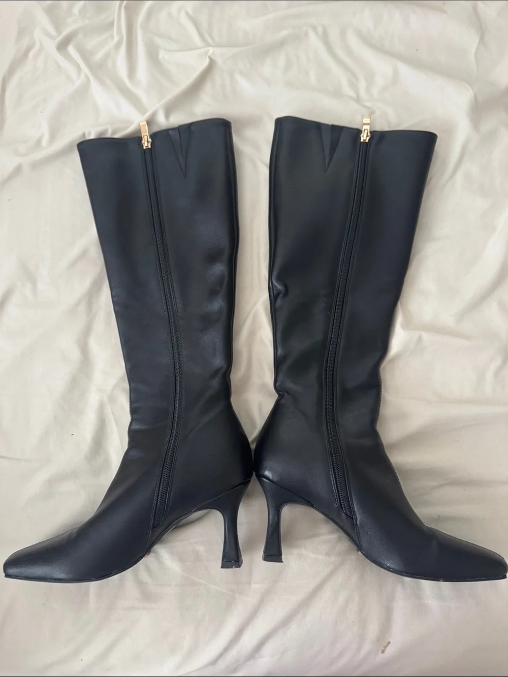 Black Knee-High Heeled Boots
